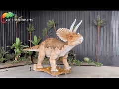 Controllo di induzione realistico Dinosauri animatronici Triceratopi animatronici per l'attacco