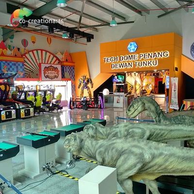 Attrezzatura Animatronic realistica di fucilazione del dinosauro al parco di divertimenti