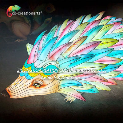 Impressionante grande riccioio a punte d'arcobaleno LED Art Lanterna Scultura Decor