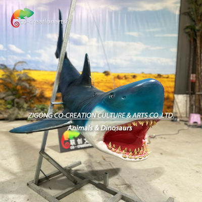 Modello di squalo animatronico con un design realistico per l'acquario e il parco a tema dell'oceano